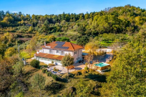 Villa Poesia, 7 pax with pool San Terenzo Monti